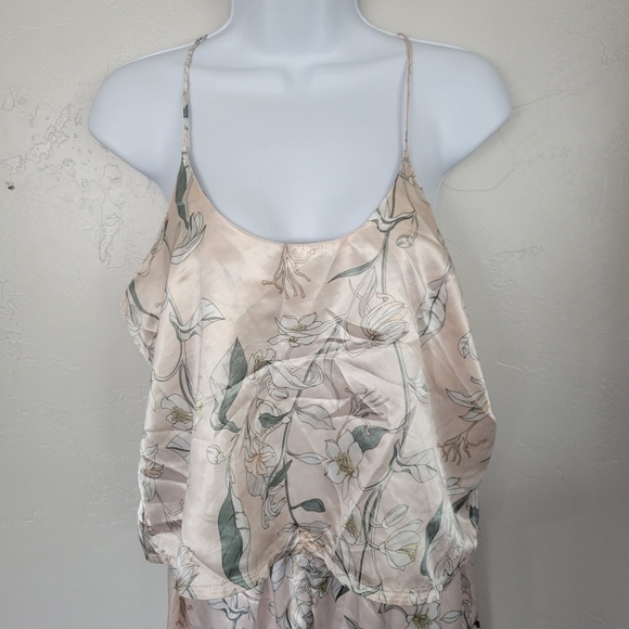 Light Pink Floral Silky Pajamas Two Piece PJ Set Tank Top Pants Sleep - Picture 2 of 7